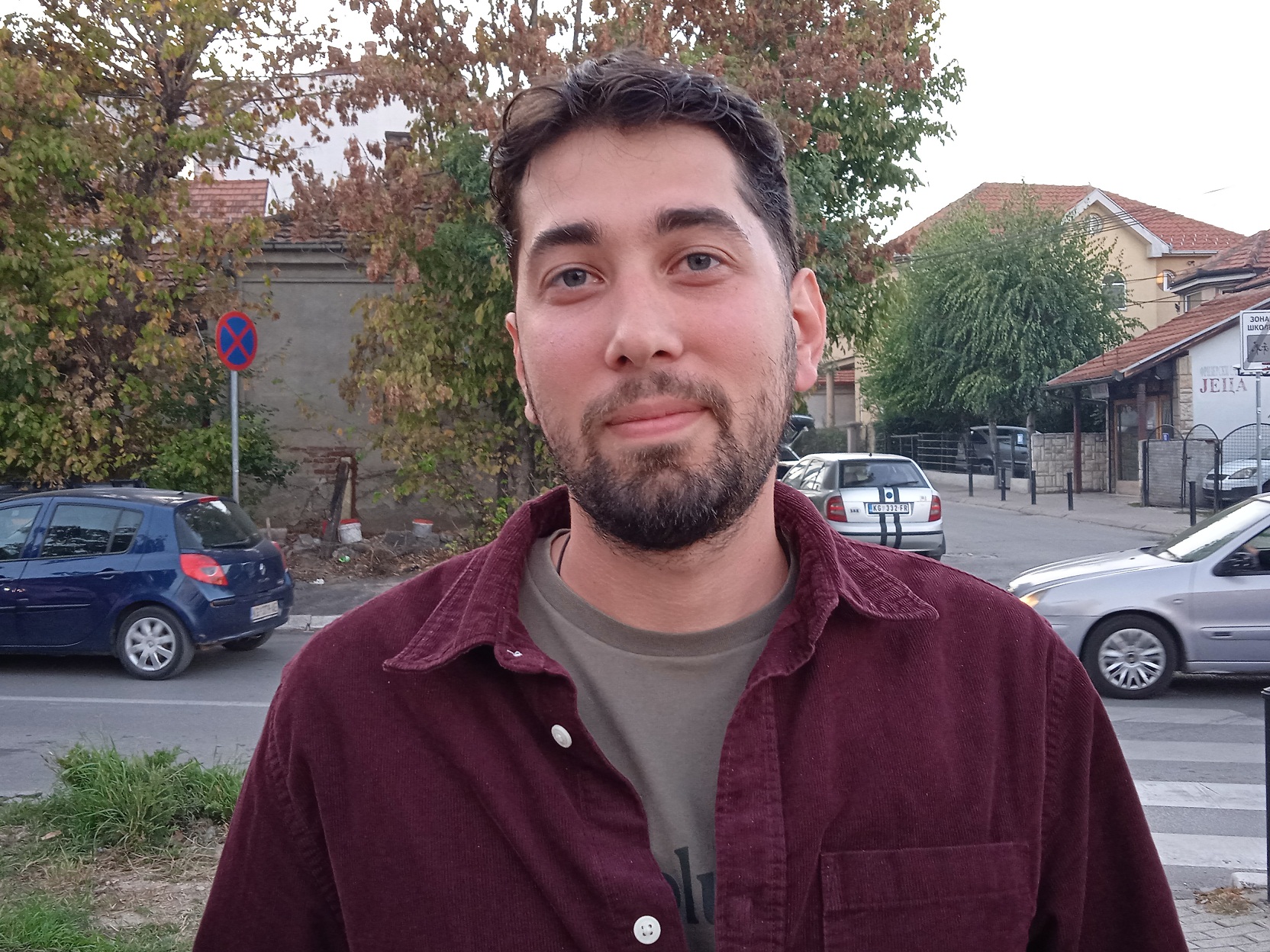 „Kako smo došli do toga da je Srbija raj za investitore, a pakao za radnike?”: Tribina Studentske liste u Kragujevcu 6 „Kako smo došli do toga da je Srbija raj za investitore, a pakao za radnike?”: Tribina Studentske liste u Kragujevcu 6