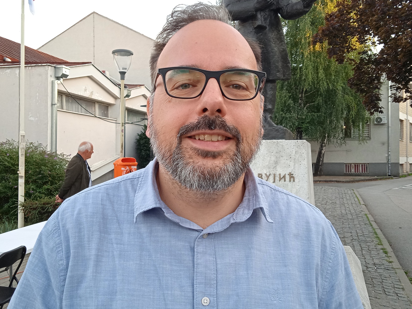 „Kako smo došli do toga da je Srbija raj za investitore, a pakao za radnike?”: Tribina Studentske liste u Kragujevcu 3 „Kako smo došli do toga da je Srbija raj za investitore, a pakao za radnike?”: Tribina Studentske liste u Kragujevcu 3
