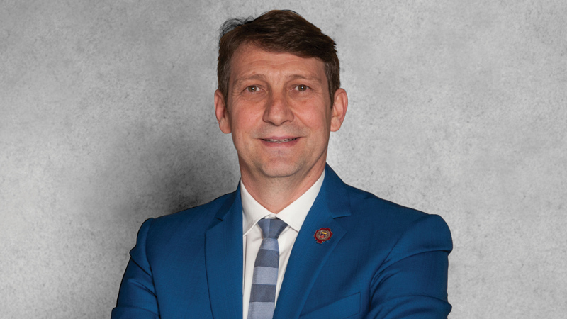 Profesor i gospodin: Ko je Vladan Kuzmanović, učesnik TV debate o korupciji, o čijim izjavama bruje društvene mreže? 1