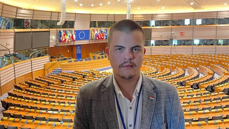 Sin bivšeg premijera Marko Živković priveden u Nišu: Oglasio se i Zoran Živković 1