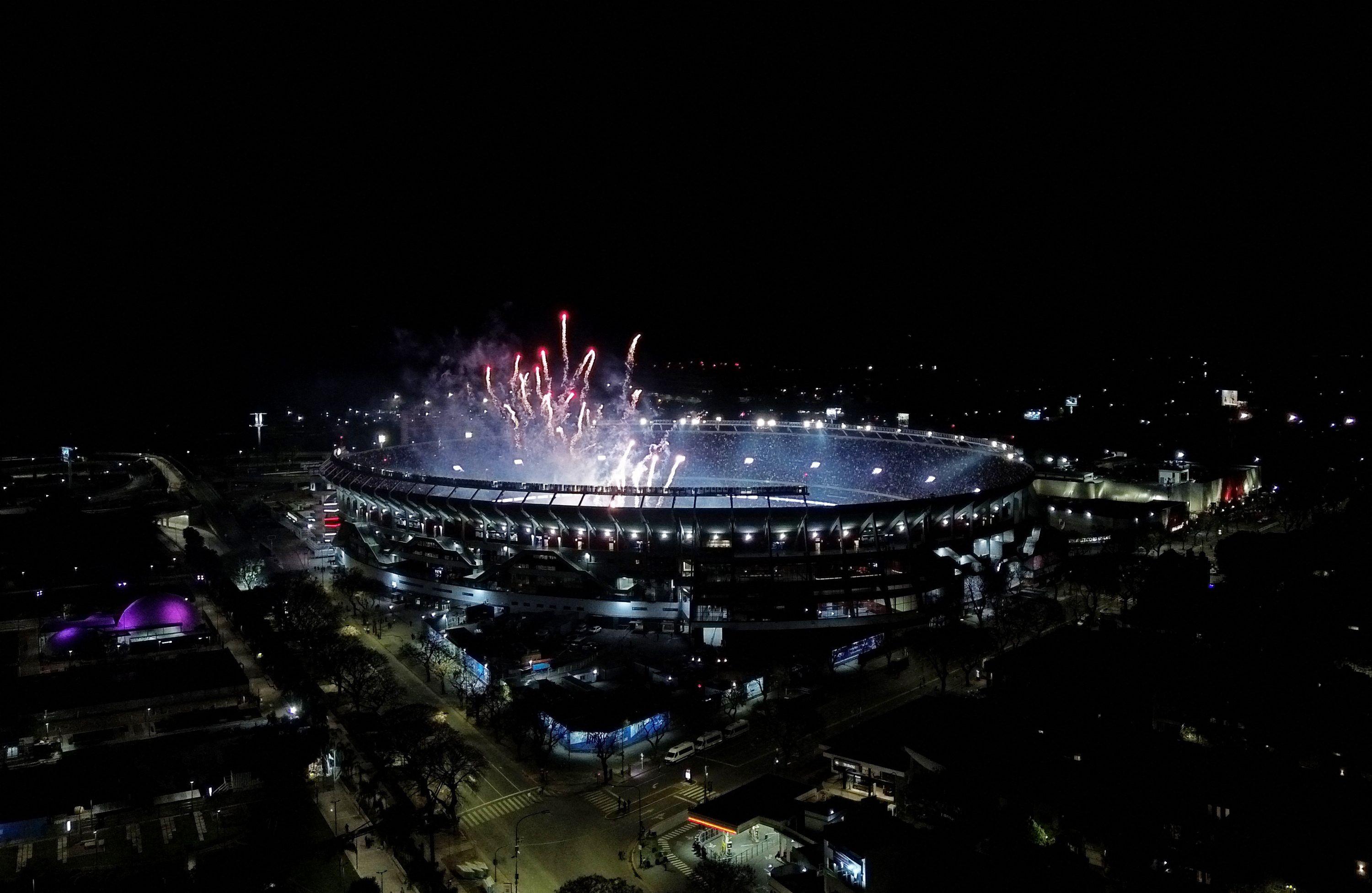 lionel mesi, vatromet na stadionu, oproštaj mesija