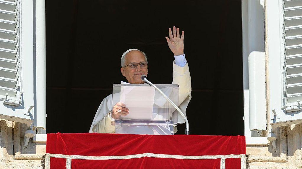 Papa Lav je saopštio vest o njegovoj operaciji tokom redovne nedeljne molitve u Rimu