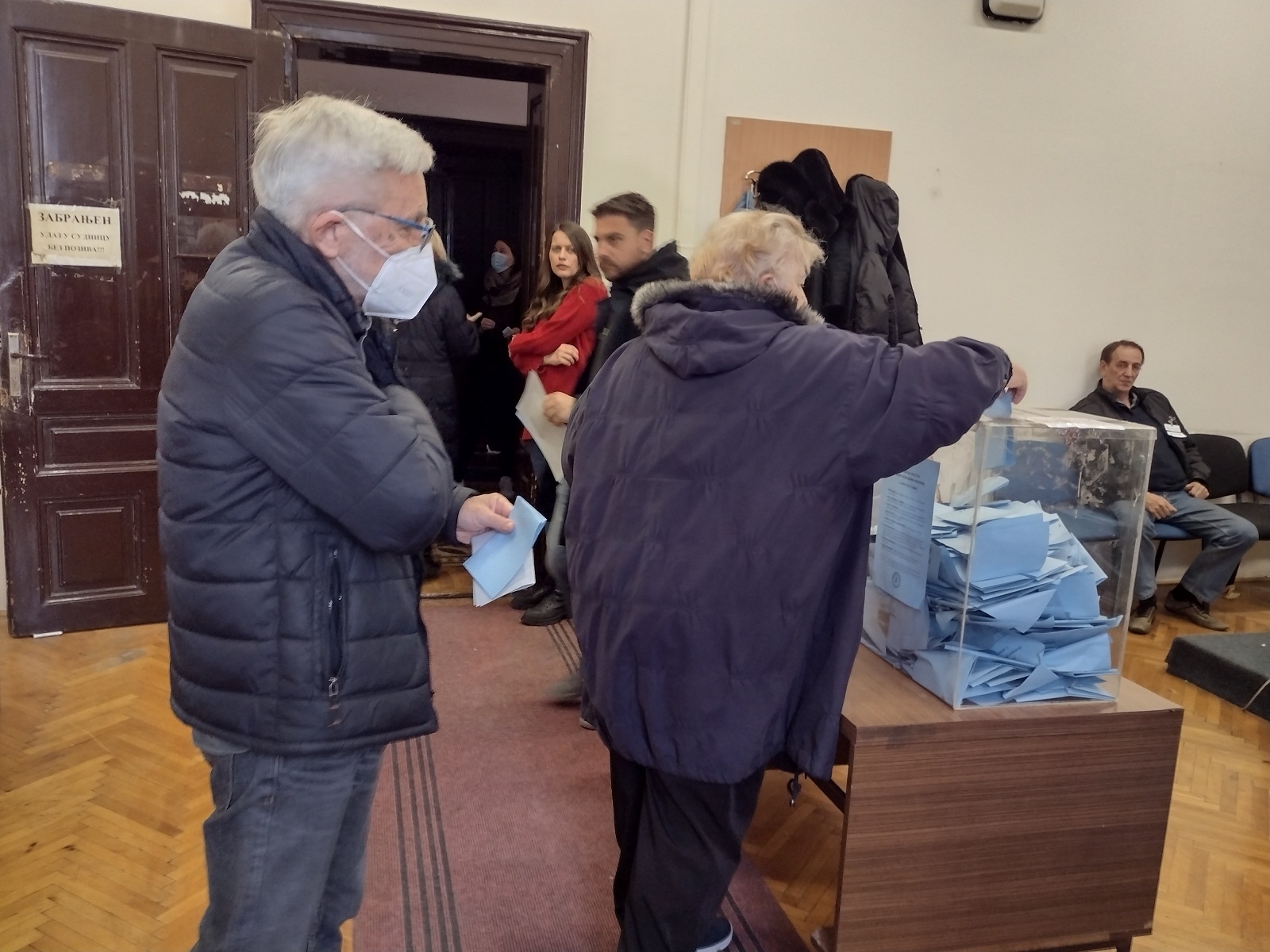 Ne glasaju više u Starom sudu, ali i još ponegde: Koja biračka mesta u Kragujevcu su promenjena, zbog čega i gde? (FOTO) 3