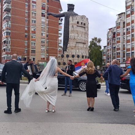Tri stranke sa Kosova podržavaju tri izborne liste: Ko je čiji favorit i zašto? 1