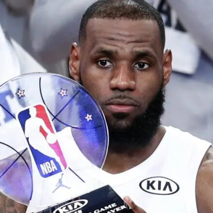 "Srpski Novicki" i Kusturica će na koledžu imati veću godišnju platu nego Lebron Džejms u NBA 1