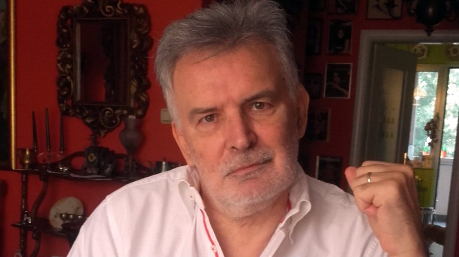 Šmek i duh kolektivne biografije Novog Sada: Predstavljen treći deo "Senki sećanja" Duška Bogdanovića 1