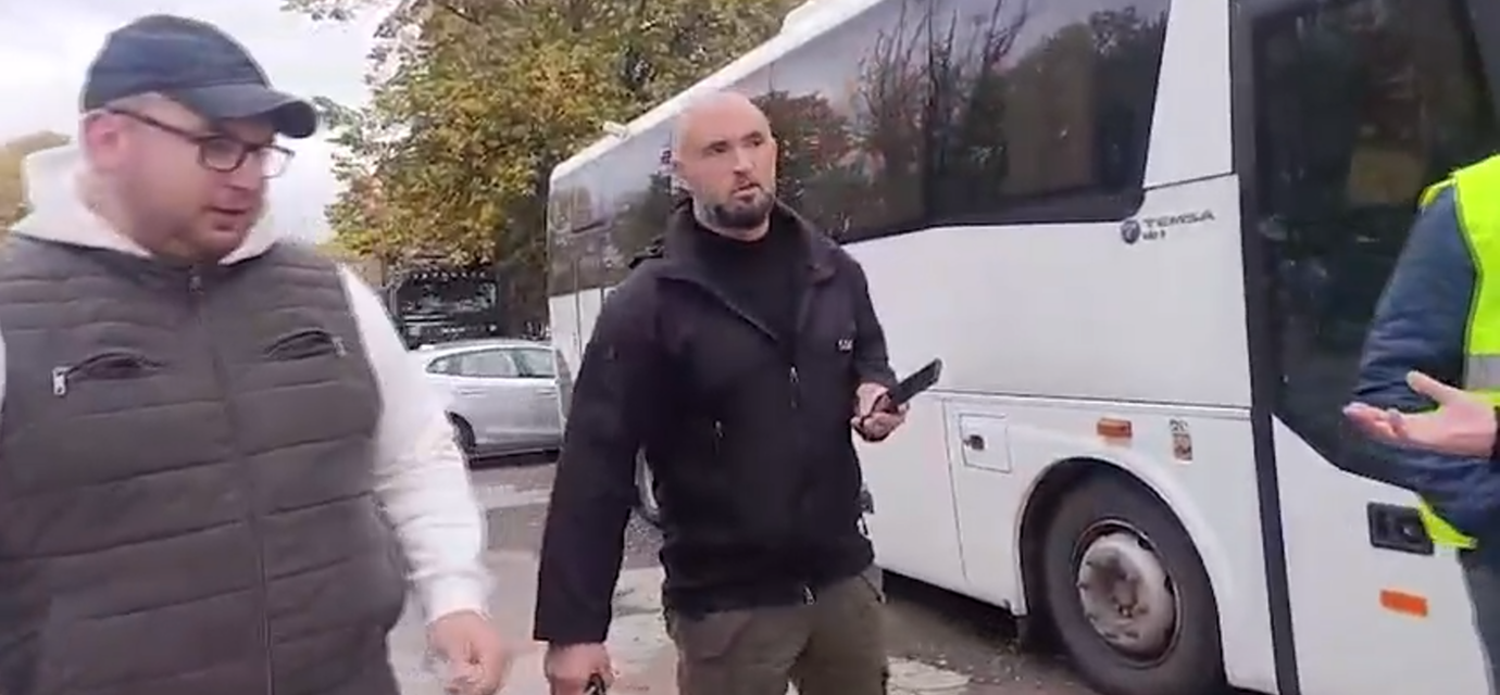ANEM: Novinari Glasa Zaječara i Nova S sprečeni da izveštavaju sa skupa SNS 1
