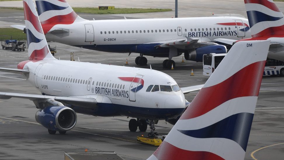 Putnički avion naglo izgubio visinu za 8.200 metara 9