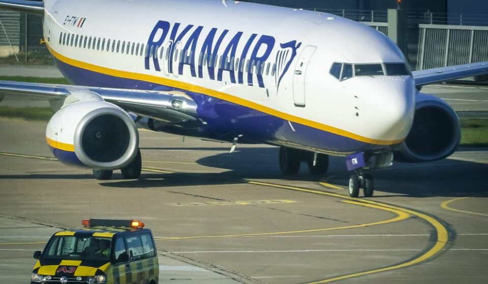 Direktor Rajanera kritikovao Fon der Lajen, najavio poskupljenje avionskih karata 1