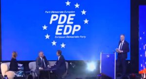 EDP: Vučić ide Orbanovim stopama, nadamo se da će se istorija ponoviti 1