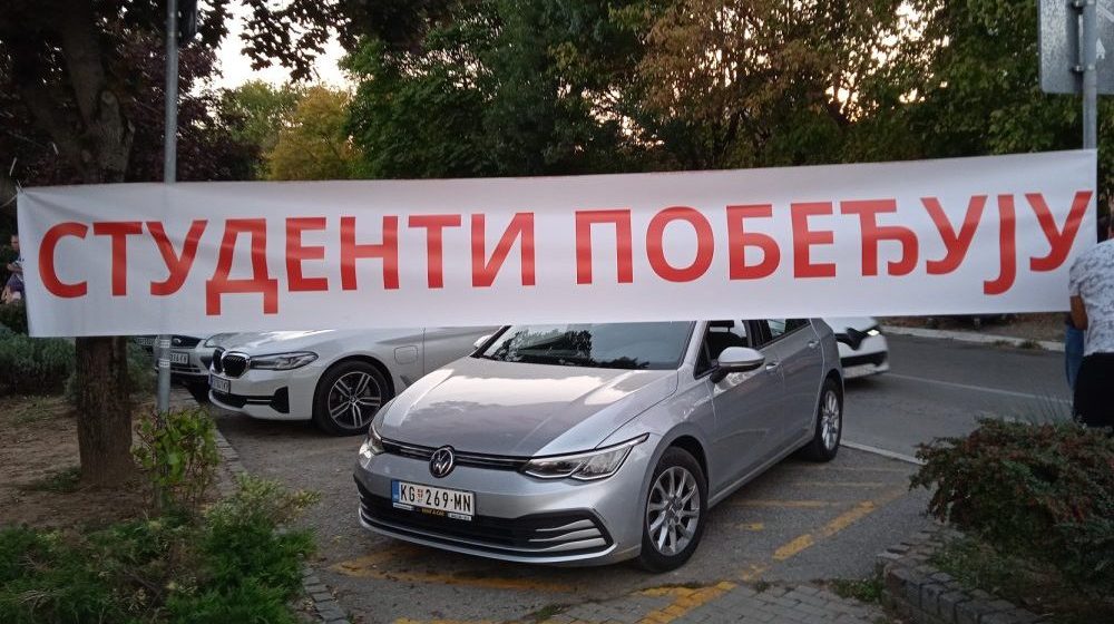 Studenti i gradjani tri dana biciklima idu po naseljima oko Beograda 10