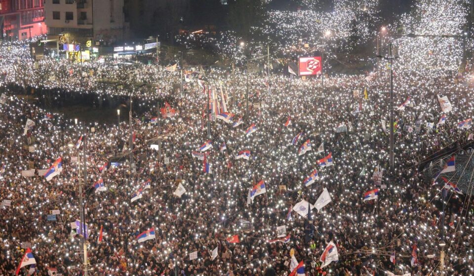 Desetine hiljada ljudi na protestu u Beogradu 15. marta 2025.