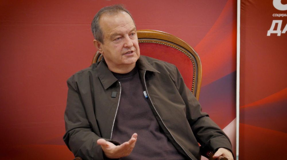 Ivica Dačić: "Miljacku sam prvi put otpevao u Briselu" (VIDEO) 6