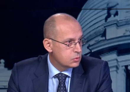 Liste čekanja - posledica blokada ili pogubne politike SNS 1