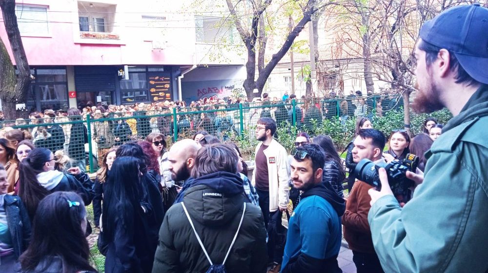 Bez plate 70 dana: Zašto niškom Filozofskom fakultetu Ministarstvo ne isplaćuje zarade? 9