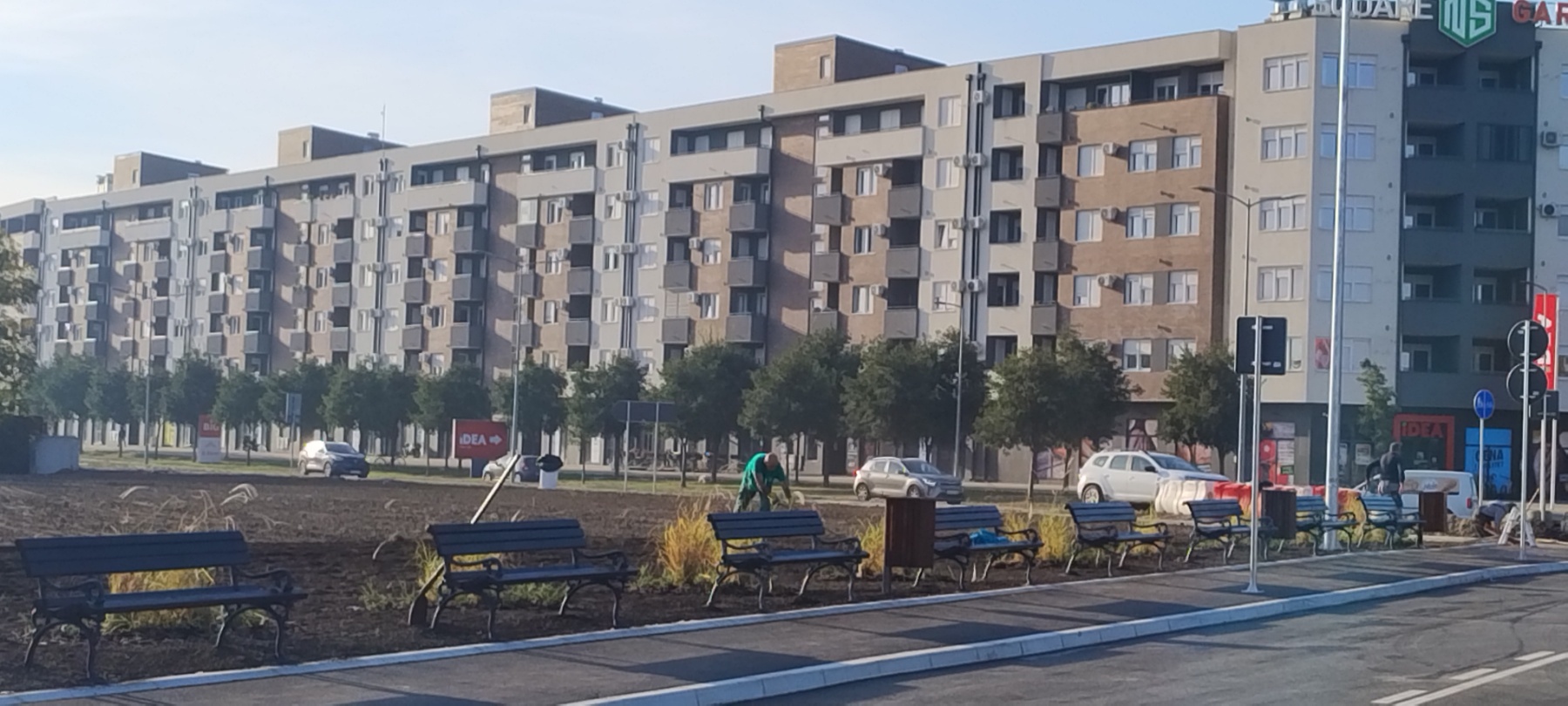 Prvi putnici prošli kroz novo železničko stajalište na Rumenačkom putu u Novo Sadu: Autobusi menjaju trase 2 Prvi putnici prošli kroz novo železničko stajalište na Rumenačkom putu u Novo Sadu: Autobusi menjaju trase 2