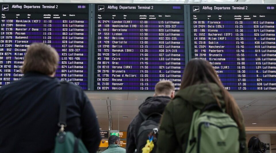 Rekao da u svom prtljagu ima bombu: Aerodrom u Štutgartu bio paralisan, putovanje poremećeno za gotovo 3.000 ljudi 1