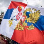 Zastave Rusije i Srbije ispred Narodne skupštine u Beogradu