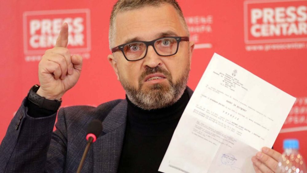 Sednica Saveta REM-a o prijavama protiv Informera, Vučićević na sednici 2 Sednica Saveta REM-a o prijavama protiv Informera, Vučićević na sednici 2