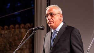 Subotica sutra proglasila Dan žalosti zbog smrti gradonačelnika Stevana Bakića 1