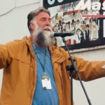 "Tama bledi, zora rudi, Srbija se budi": Ko je profesor Aleksandar Čupić, kandidat sa studentske liste koji je pesmom privukao pažnju javnosti? 1