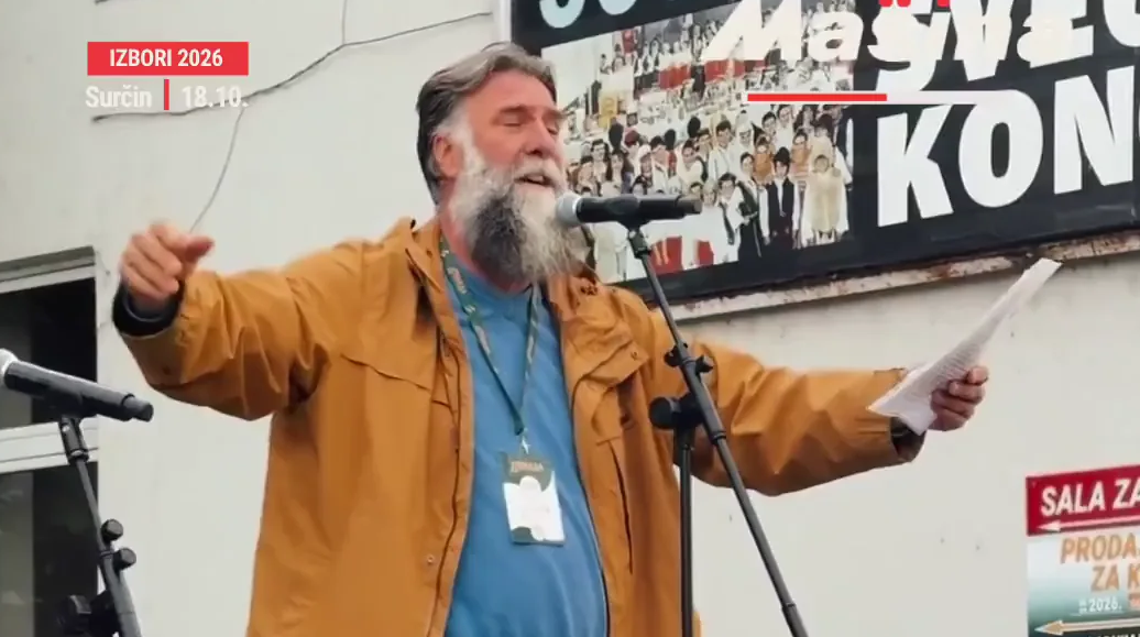 "Tama bledi, zora rudi, Srbija se budi": Ko je profesor Aleksandar Čupić, kandidat sa studentske liste koji je pesmom privukao pažnju javnosti? 1