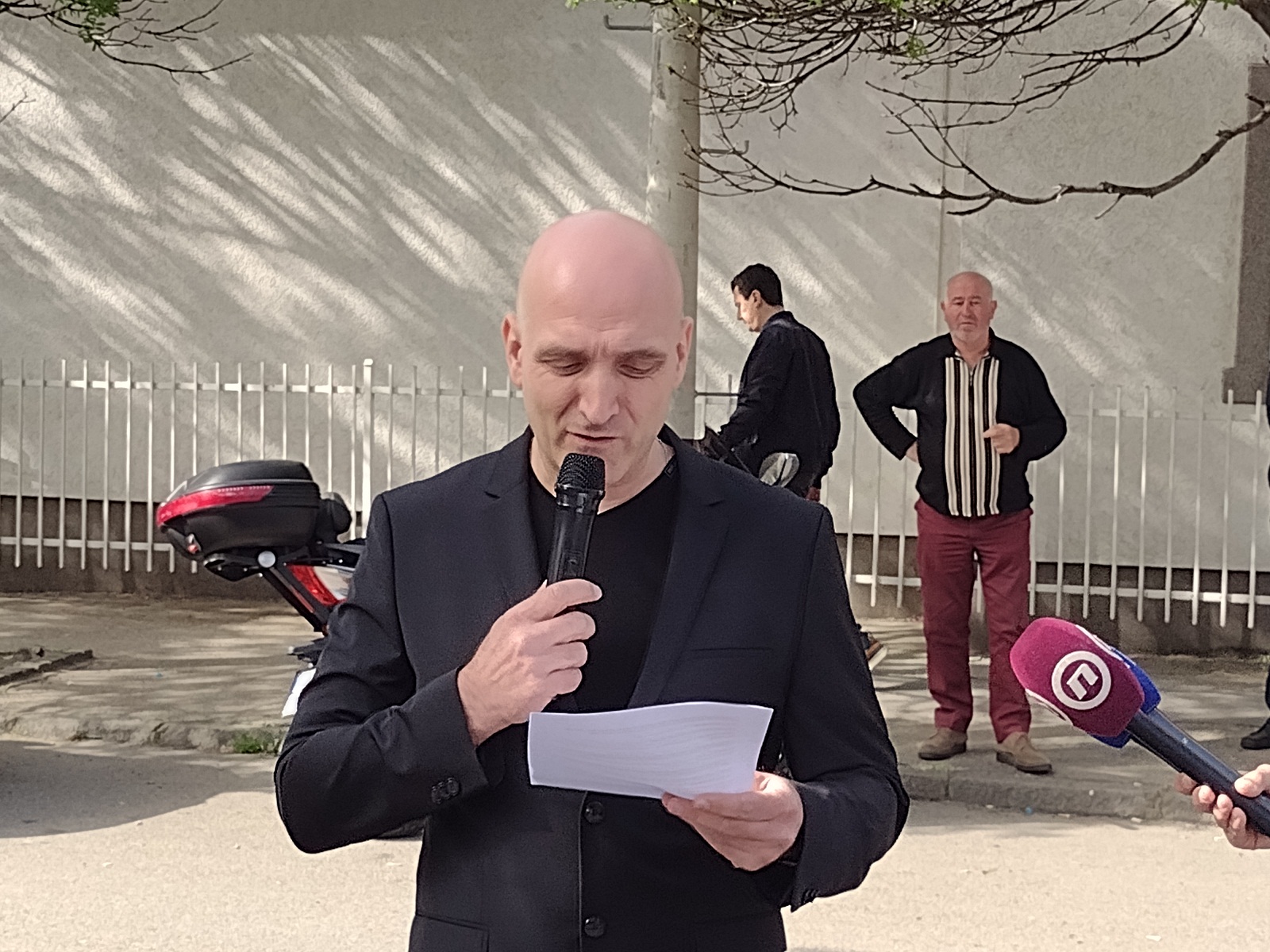 Troje lekara, kandidata sa Studentske liste, govore za Danas: Šta će biti sa našim zdravstvom? 2 Troje lekara, kandidata sa Studentske liste, govore za Danas: Šta će biti sa našim zdravstvom? 2