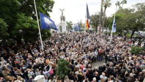 U Francuskoj će biti angažovana i vojska, u Italiji maloletnici mogu biti krivično gonjeni, obustava nastave na svim univerzitetima u Albaniji: Šta se dešava sa protestima u Evropi? 1