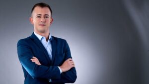 UNS: Hitno pronaći i kazniti odgovornog za pretnje novinaru N1 1