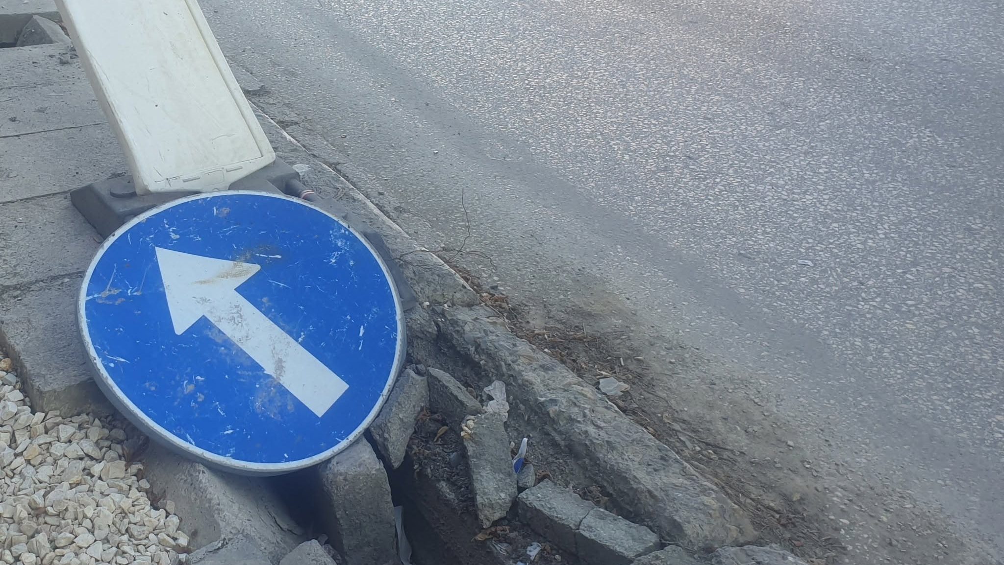 Više od 700 zona škola u Srbiji nema ispravnu signalizaciju 2 Više od 700 zona škola u Srbiji nema ispravnu signalizaciju 2