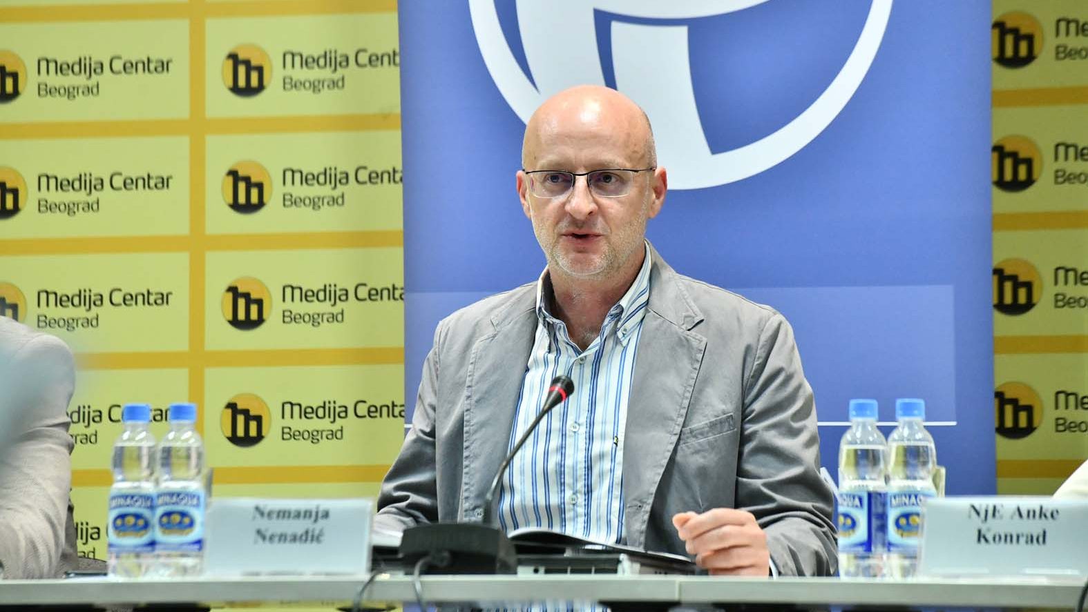 Vučić i SNS moraju da objasne dolazak Fica: Da li se ponavlja afera "Rudi Đulijani"? 2
