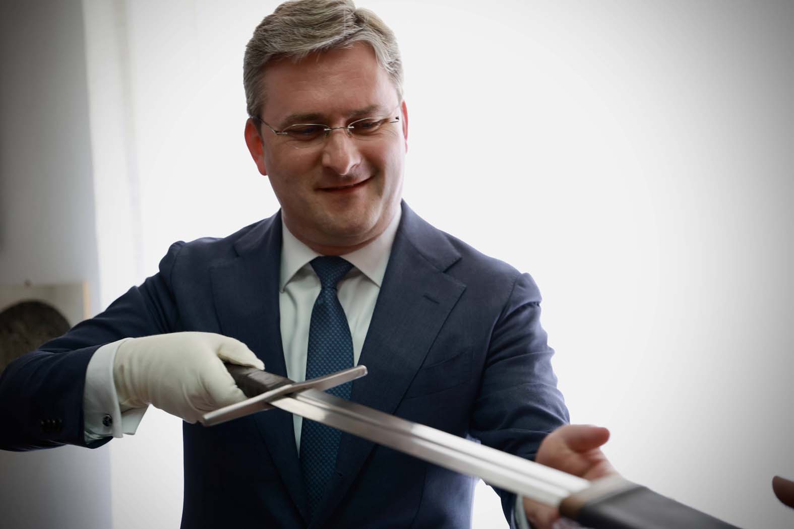 selaković „Selaković će možda biti aboliran, ali će za ovo morati da odgovara“: Sedam filmskih udruženja podnosi krivičnu prijavu 2
